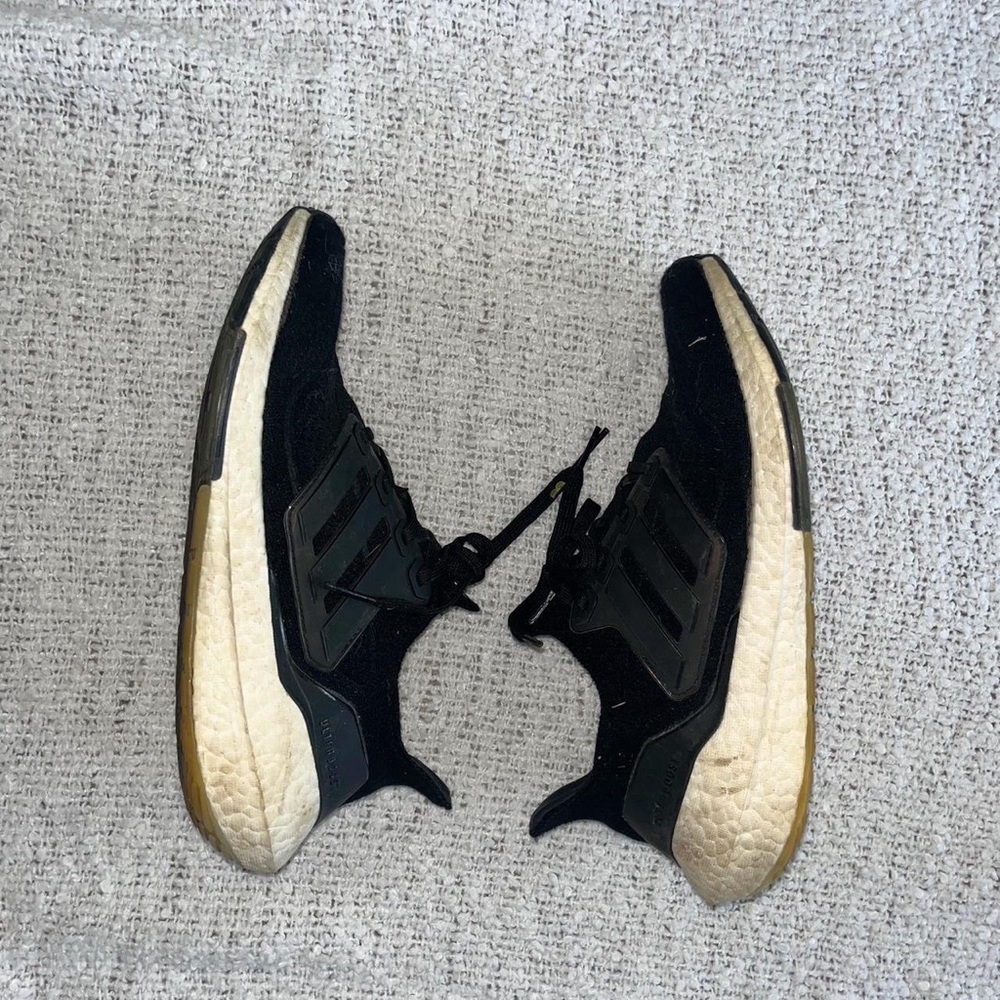 Adidas ultra boost women’s size 8